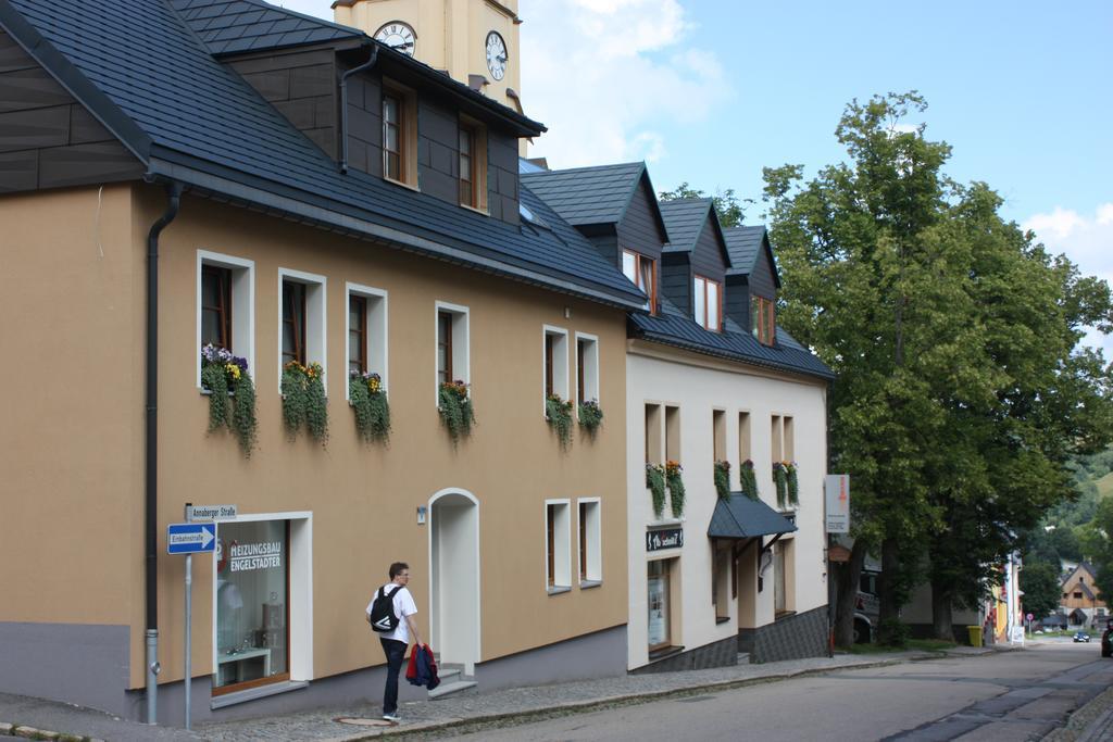 Ferienvermietung Engelstaedter Apartament *