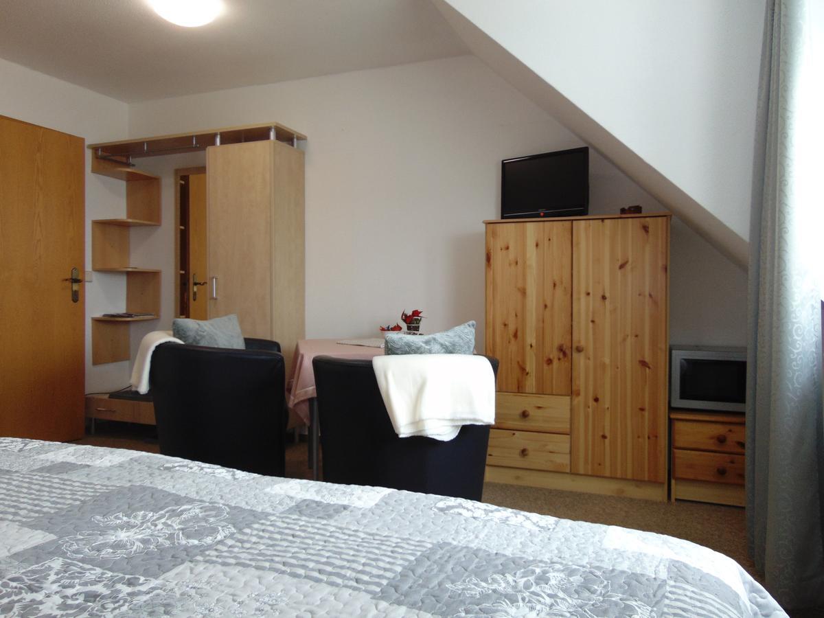 Ferienvermietung Engelstaedter Apartament *